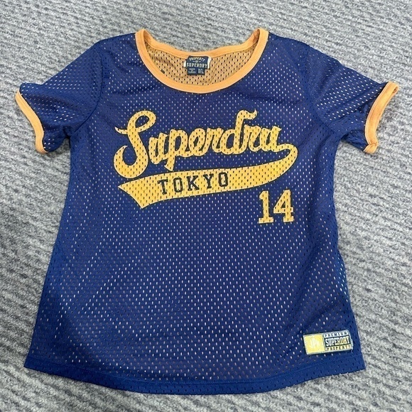 Clarrie Reversible T-Shirt Superdry Tokyo 14, EUC! - Picture 5 of 8